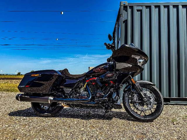 Harley-Davidson CVO Road Glide ST FLTRXSTSE Tourer