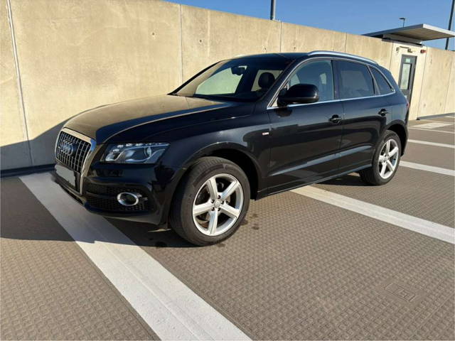 Audi Q5 2.0 TDI S-Line & Serviceheft gepflegt SUV / Geländewagen