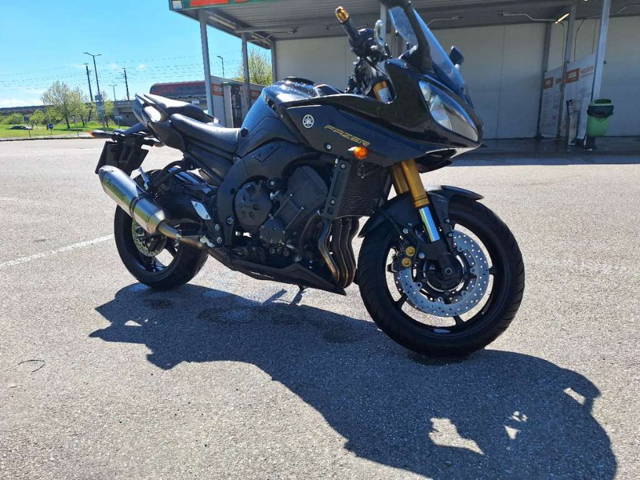 Yamaha FZS Fazer Tourer