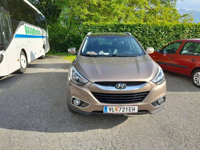 Hyundai iX35 SUV / Geländewagen
