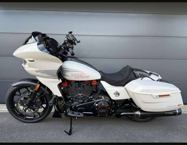 (reserviert) Harley-Davidson CVO Road Glide ST 2024 Jubiläumsmodell 5HD - Neuwertig - Werksg...
