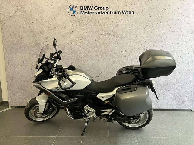 BMW F 900 XR Tourer