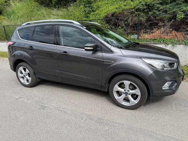 Ford Kuga 2,0 TDCi Titanium Start/Stop SUV / Geländewagen