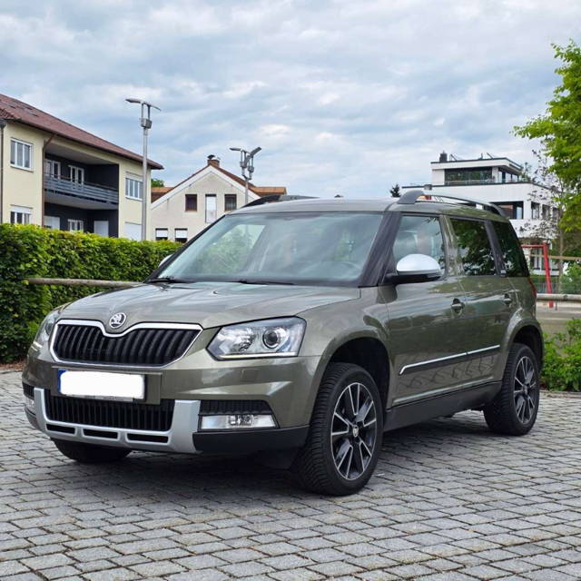 Skoda Yeti 2.0 TDI "Adventure" DSG Allrad AHK Vollaustattung SUV / Geländewagen