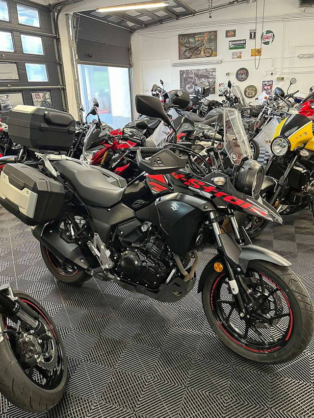 Suzuki V-Strom 250 ABS inkl  Kofferset !!  Top!!! Tourer