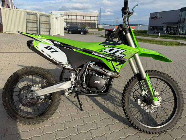 Apollo 250ccm E-Starter 250RR Motocross