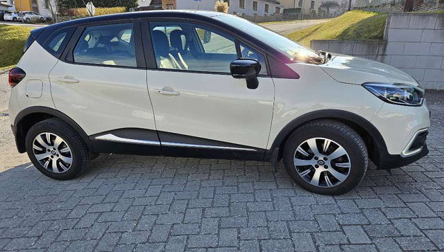 Renault Captur SUV / Geländewagen