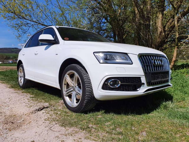 Audi Q5 Vollausstattung 245PS SUV / Geländewagen