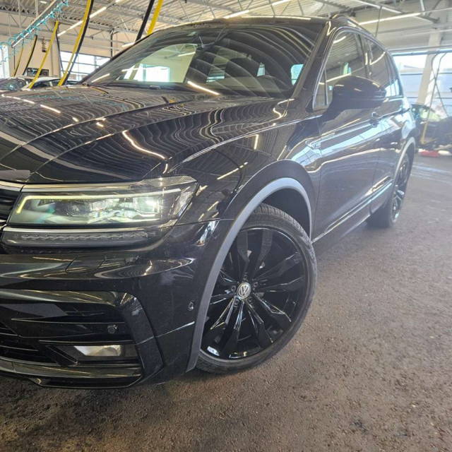 VW Tiguan 2,0 TDI SCR Sky DSG SUV / Geländewagen