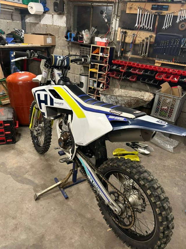 Husqvarna FC 250 Motocross