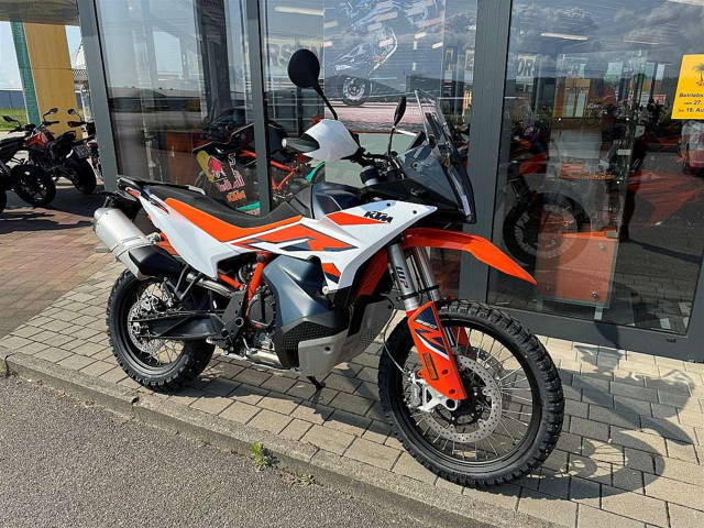 KTM 890 Adventure R Season Opening Promotion 2024, ... Enduro