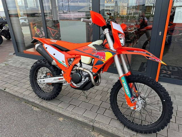 KTM 350 EXC-F CHAMPION EDITION Season Opening Promo... Enduro