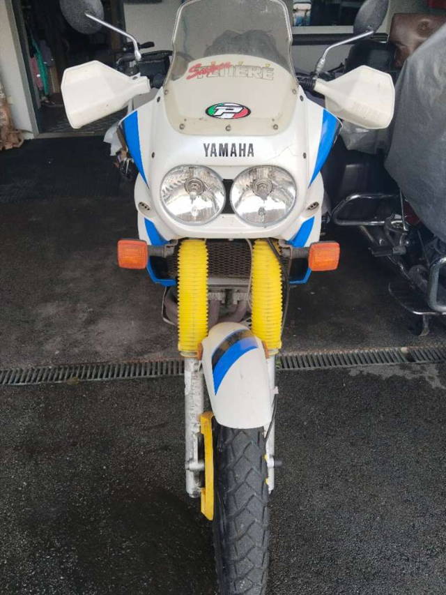 Yamaha XTZ 750 Super Tenere Enduro