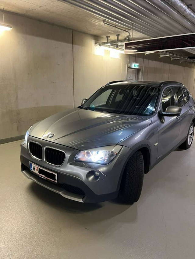 BMW X1 sDrive18d Österreich Paket SUV / Geländewagen