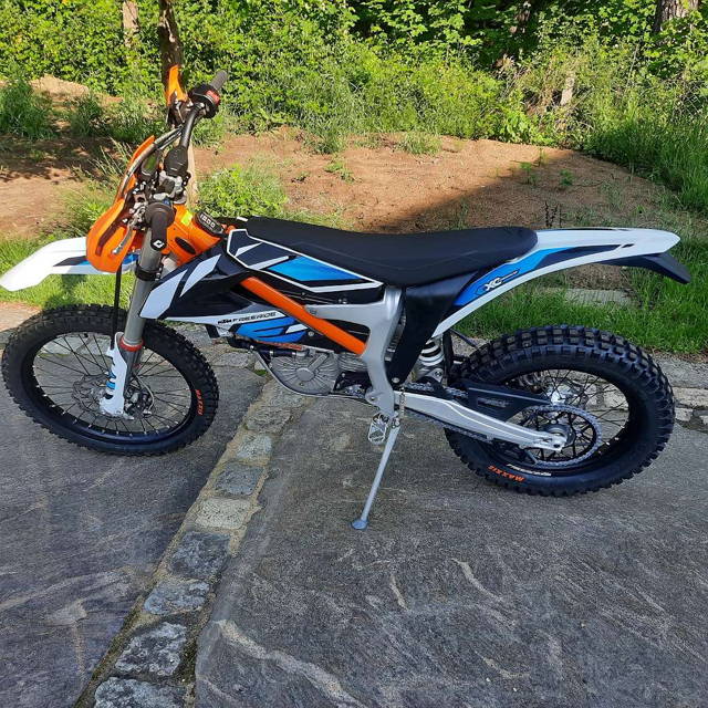 KTM Freeride E-XC E-FREERIDE 18KW ELEKTRO ohne KM TZ NEU WERKSGARANTIE Enduro