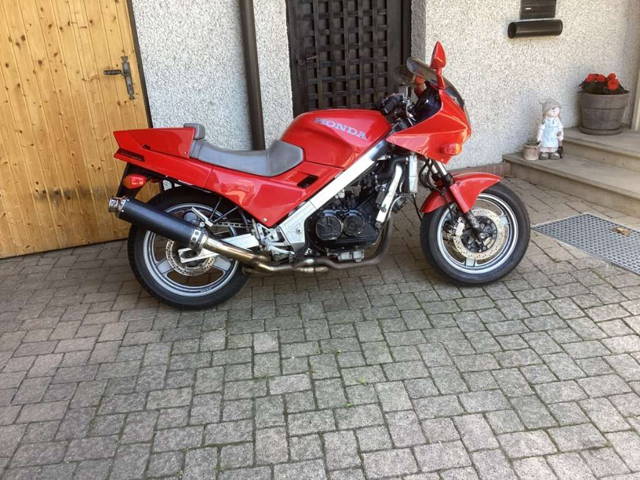 Honda VFR Honda VFR750F RC24 Tourer
