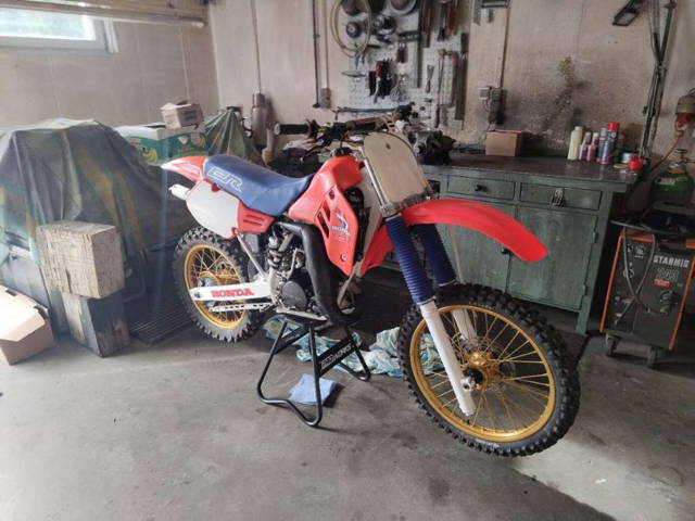 Honda CR 125 Motocross
