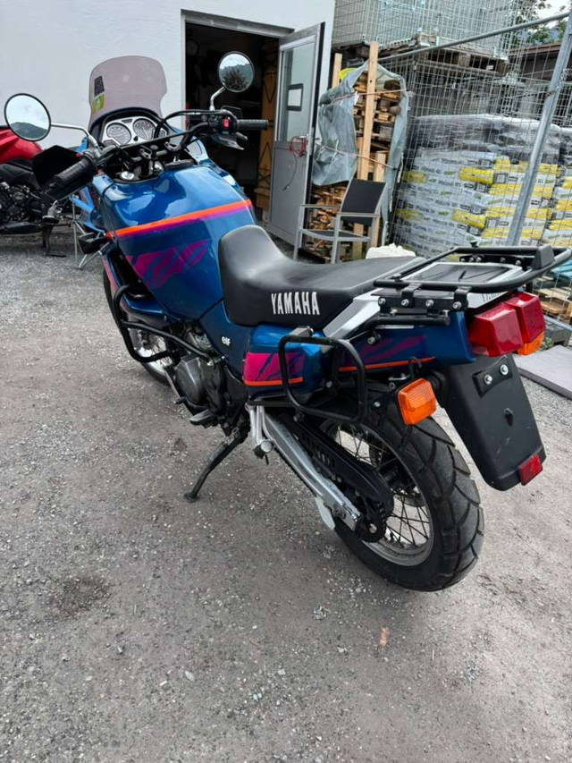 Yamaha XTZ Yamaha XTZ 750 Super Tenere Enduro