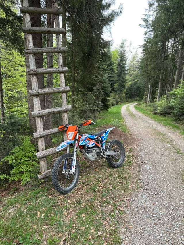 KTM Freeride E-XC Elektro mit 2 akkus und neues dekor Motocross