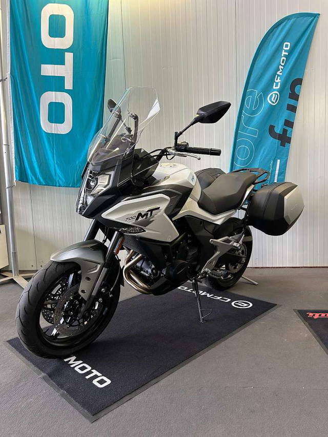 CF-Moto 700 MT Nebula White inkl. 4 Jahre Garantie! +++SOMMER-DEAL+++ Tourer