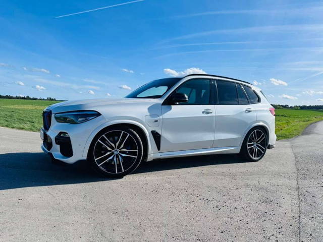 BMW X5 XDrive45e , M Paket, Mineralweiss Metallic, Luftf. SUV / Geländewagen