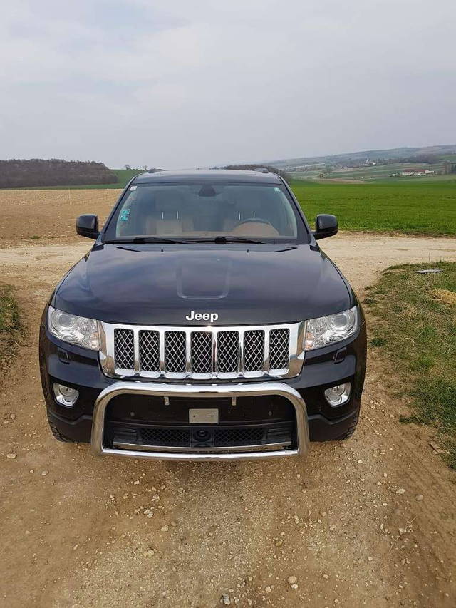 Jeep Grand Cherokee Summit Overland SUV / Geländewagen