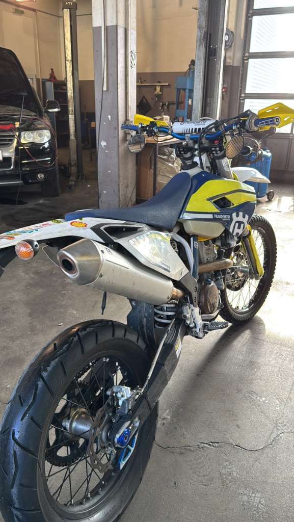 Husqvarna FE Motocross
