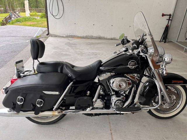 Harley-Davidson Road King FLHRC Tourer