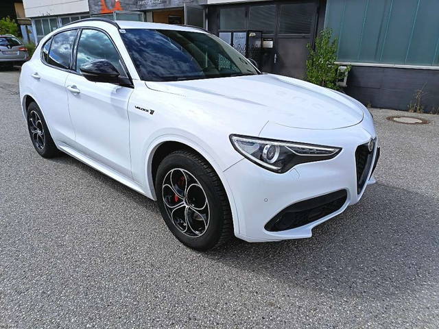 Alfa Romeo Stelvio Veloce TI 2,2 16V 210 AT8 Q4 SUV / Geländewagen