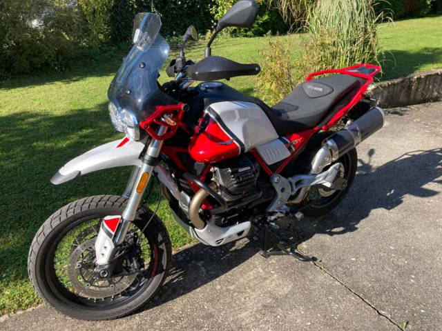 Moto Guzzi V85 TT Tourer