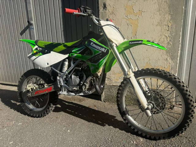 Kawasaki KX 85 || Motocross