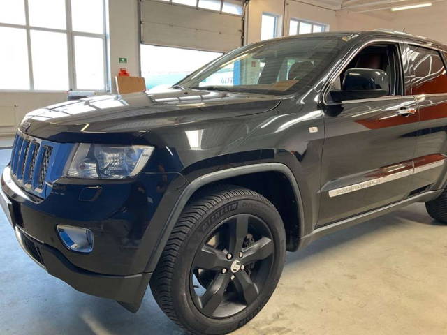 Jeep Grand Cherokee 3,0 Overland Summit CRD " NEUES PICKERL BIS 06/2026 " SUV / Geländewagen