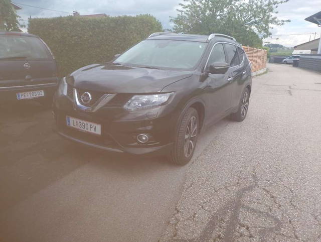 Nissan Qashqai X-Trail 1.6 dci SUV / Geländewagen