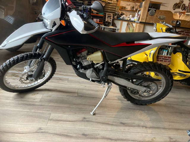 Husqvarna TE 449 Enduro