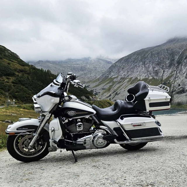 Harley-Davidson Electra FLHTCU Electra Glide Ultra Classic - Modell 2008 Tourer