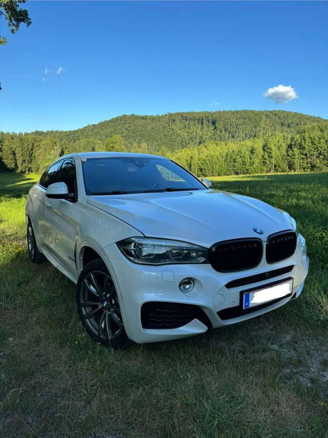 BMW X6 xDrive30d F16 SUV / Geländewagen