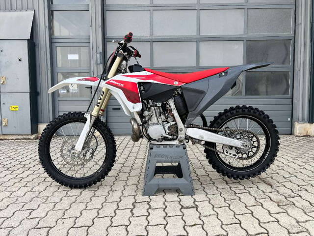 Fantic 250 XX 2T insgesamt nur 42 Betriebsstunden Motocross