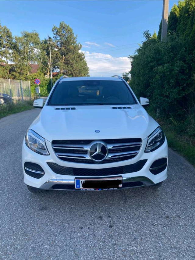 Mercedes-Benz GLE-Klasse 250 d 4MATIC SUV / Geländewagen