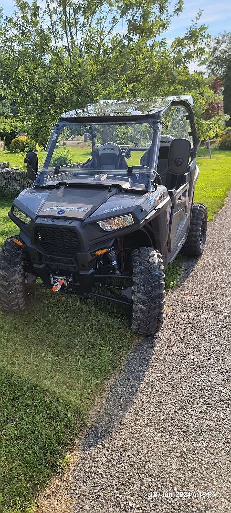 Polaris RZR 900 Quad