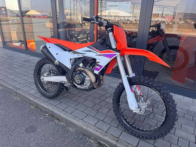 KTM 450 SX-F Modell 2024 Motocross