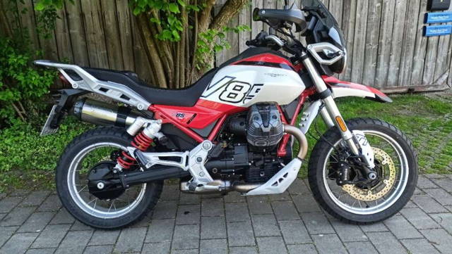 Moto Guzzi V85 TT Tourer