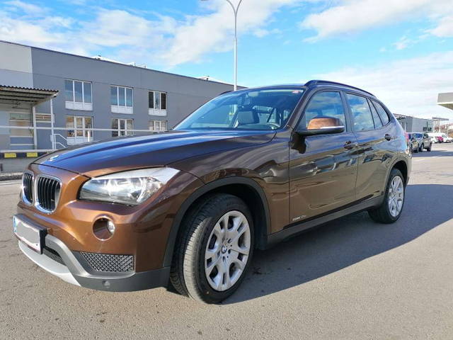 BMW X1 sDrive, Automatik SUV / Geländewagen