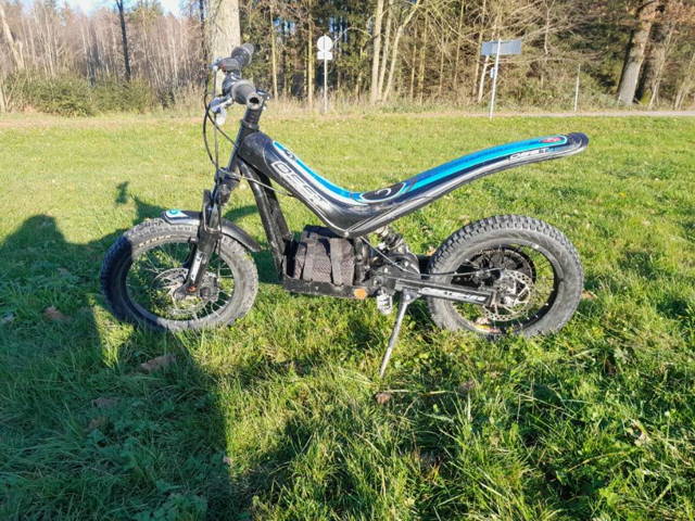 Oset 16.0 Kindermotocross Trial