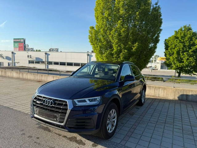 Audi Q5 35 TDI Quattro SUV / Geländewagen