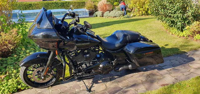 Harley-Davidson Road Glide FLTRXS Tourer