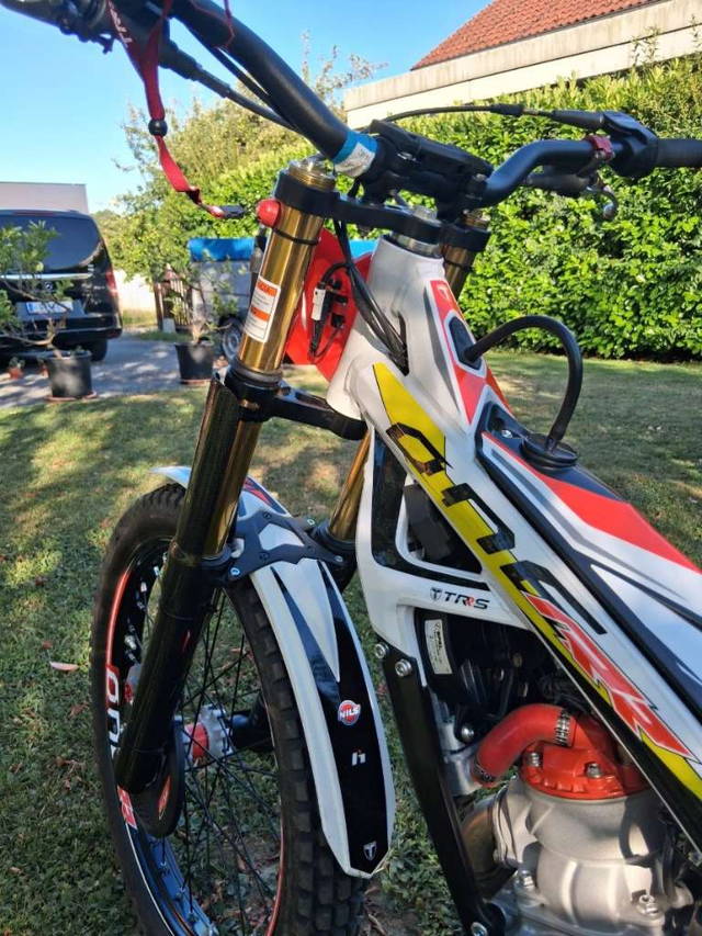 TRS TRRS  RR 250cc 2025 neuestes Modell Trial