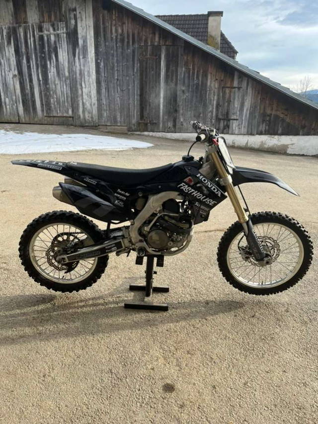 Honda CRF Honda CRF 250R Motocross