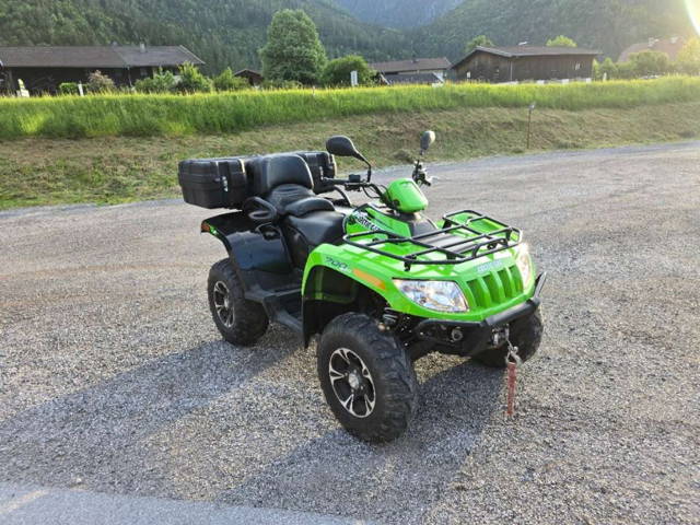 Arctic Cat 700 Quad