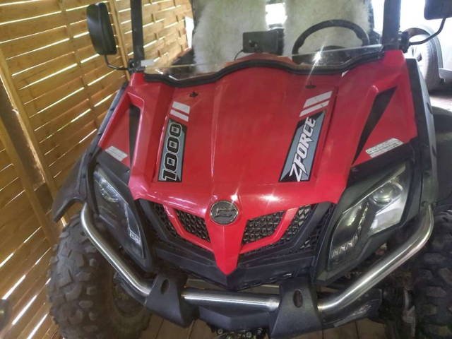 quad SUV / Geländewagen