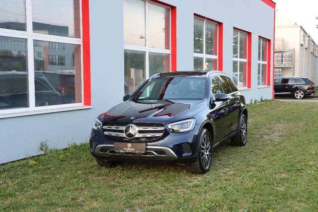 Mercedes-Benz GLC-Klasse GLC 300 de PHEV 4Matic| PANO | AHK | LED SUV / Geländewagen